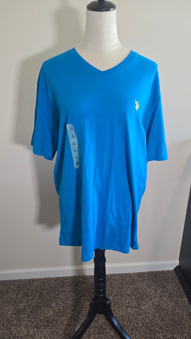 U.S. Polo Assn T-Shirt Size L Blue Short Sleeve V-Neck Embroidered Logo Mens NEW